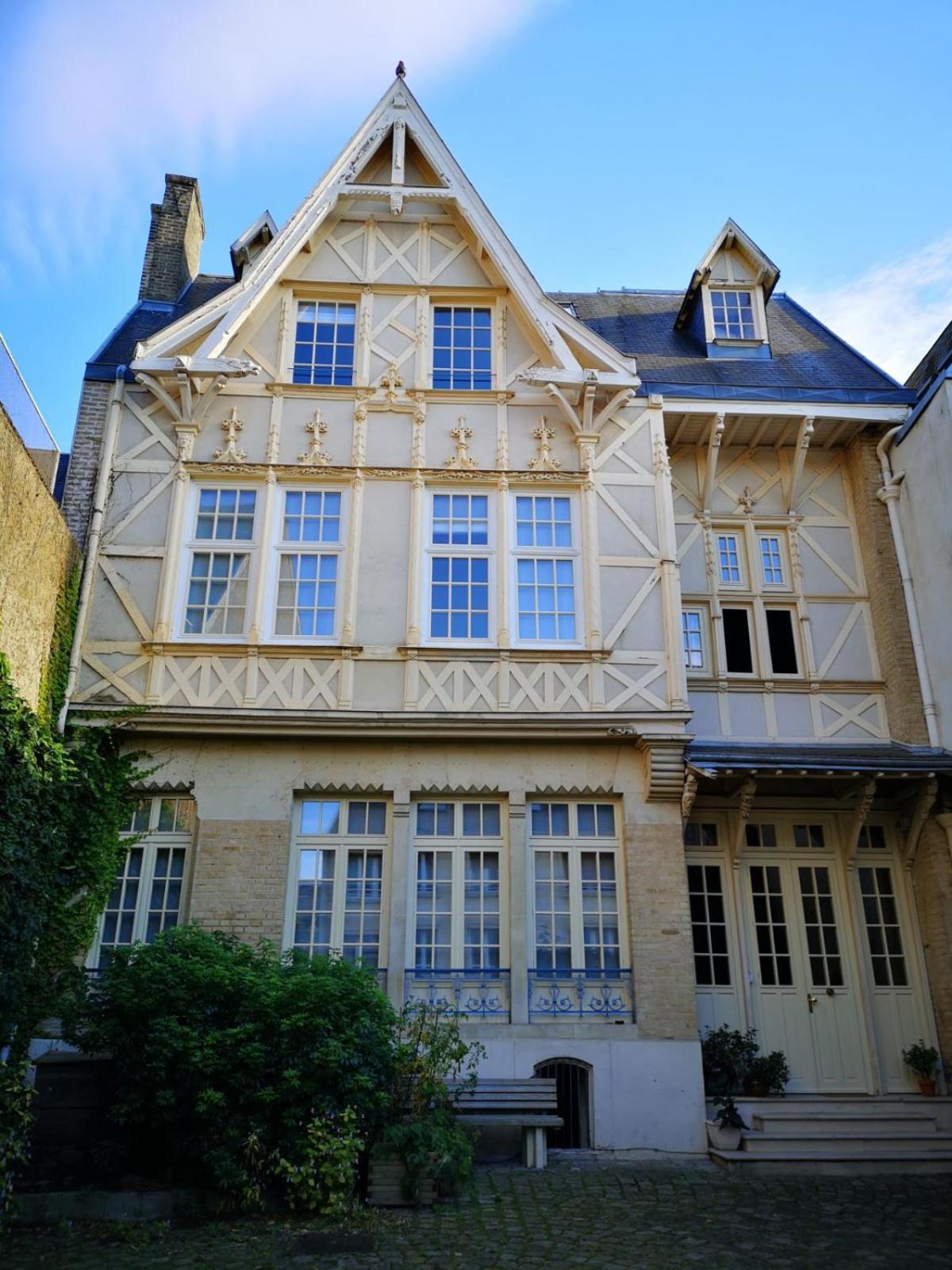랭스 Les Visages Des Tournelles B&B 외부 사진